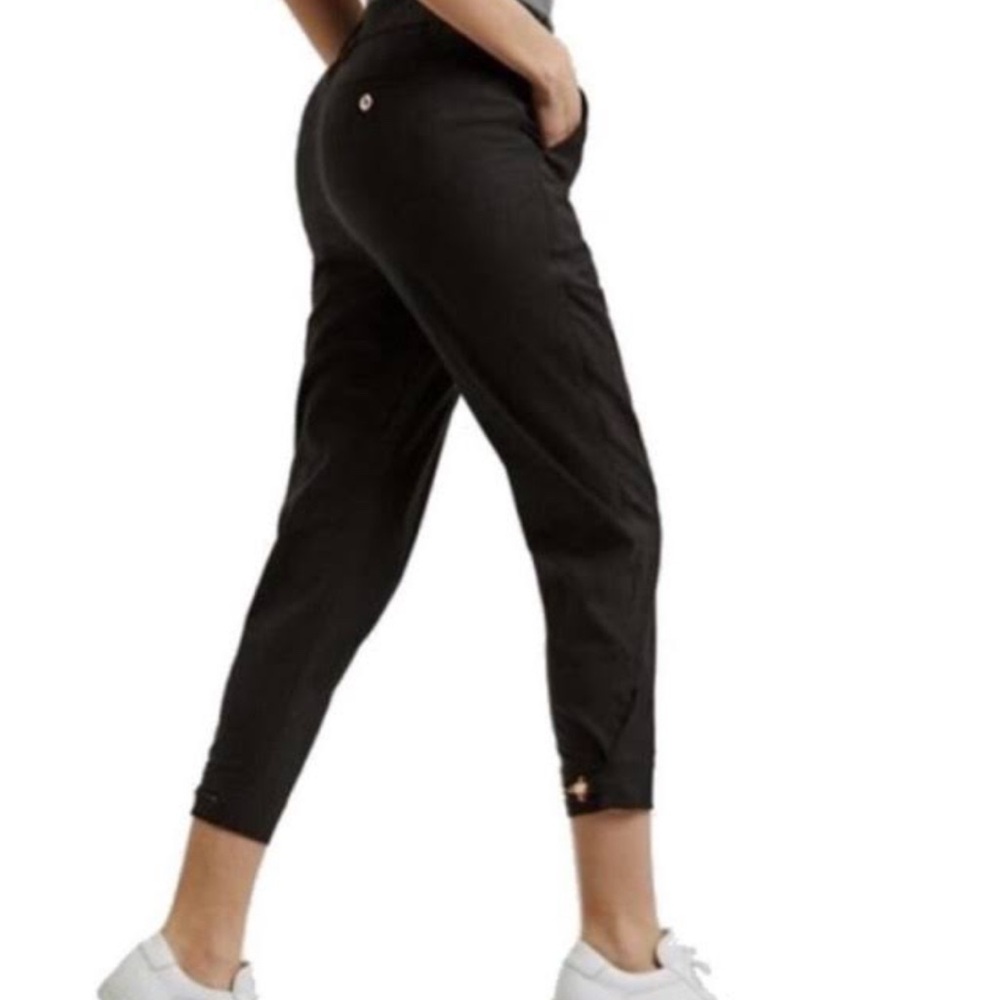 Kit and Ace Bartlett Wool Cashmere Silk Blend Black Cropped Dress Pants